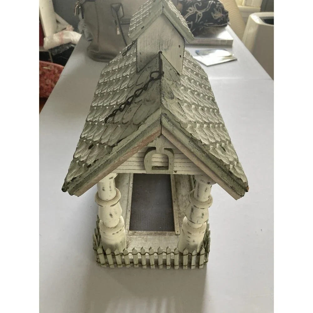 Rustic Birdhouse Tower Farmhouse Fenced Sage Cream Good Condition Wood